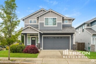 Building Photo - 3839 Discovery Ave SW
