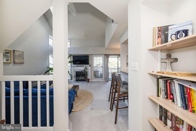 Foto del edificio - 6847 Brindle Heath Way