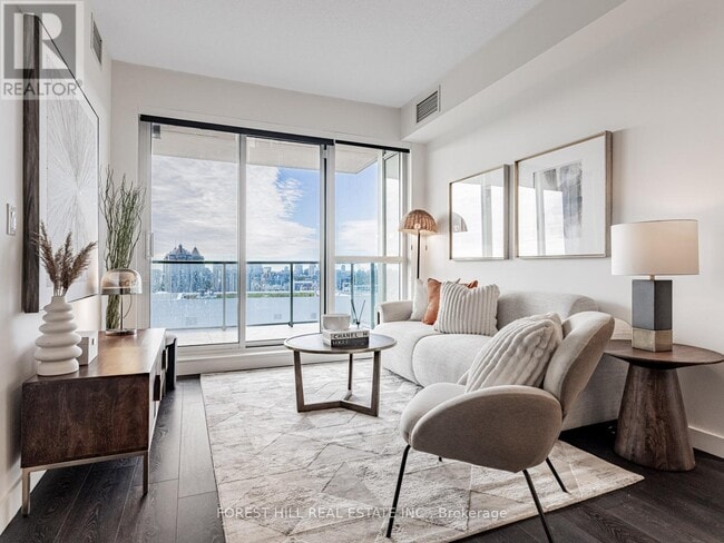 Building Photo - 27 McMahon Dr