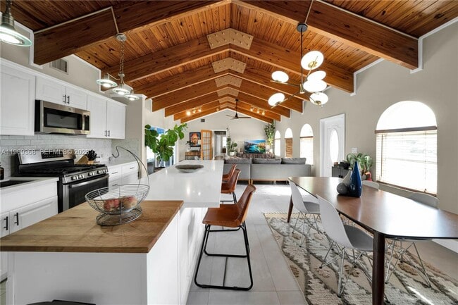 Foto del edificio - 18900 Belview Dr