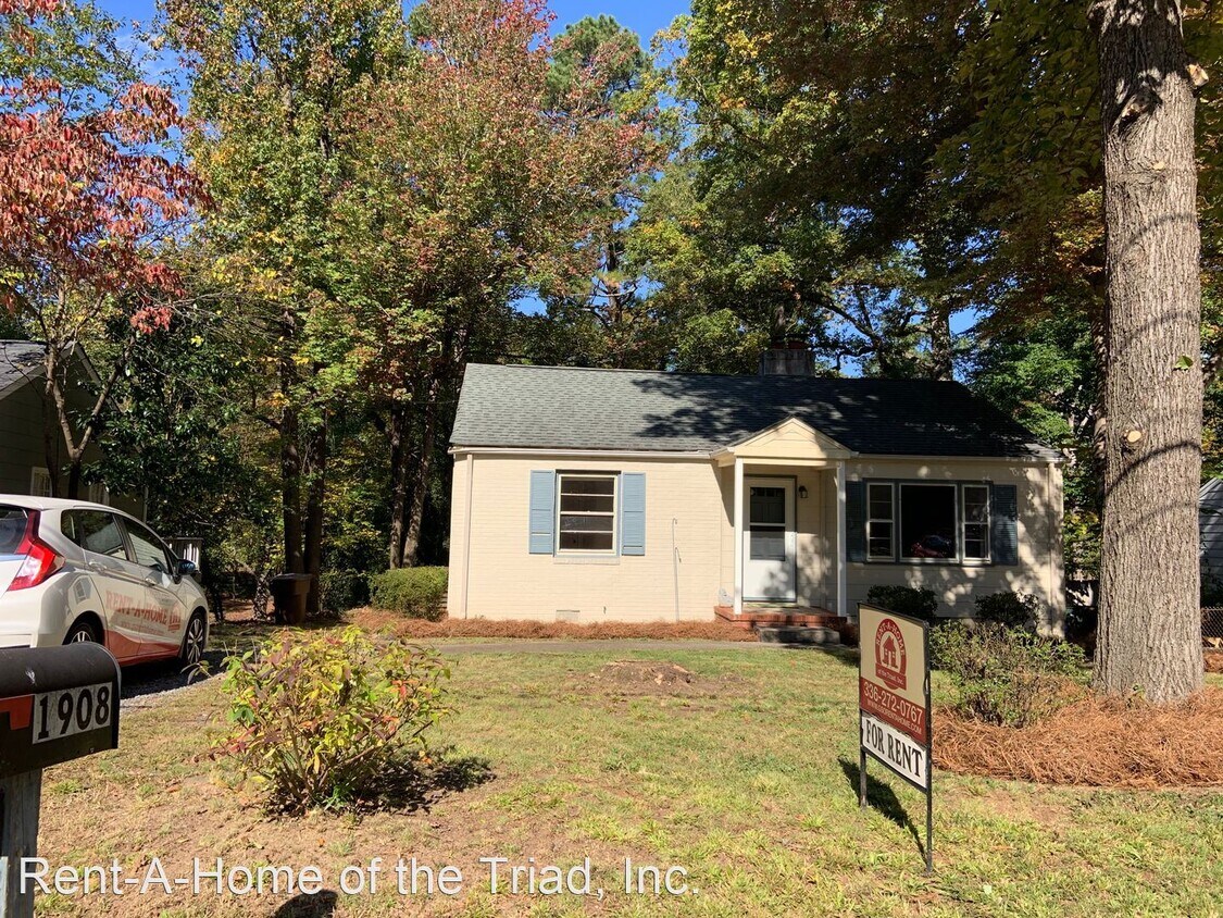 Primary Photo - 2 br, 1 bath House - 1908 Colonial Avenue