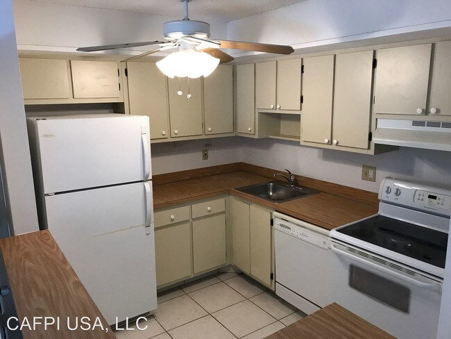 Building Photo - 9385 S Belfort Cir