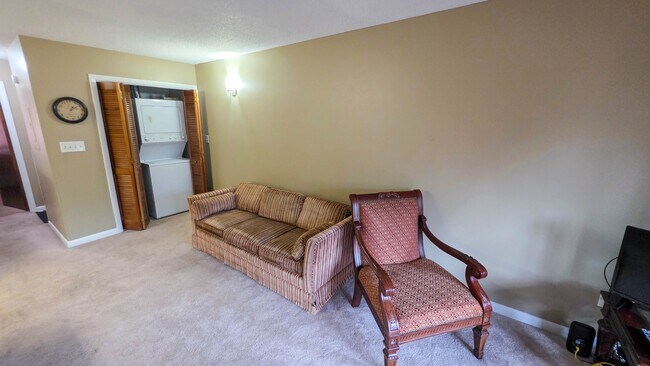 Foto del edificio - 500 Fairway Village Dr