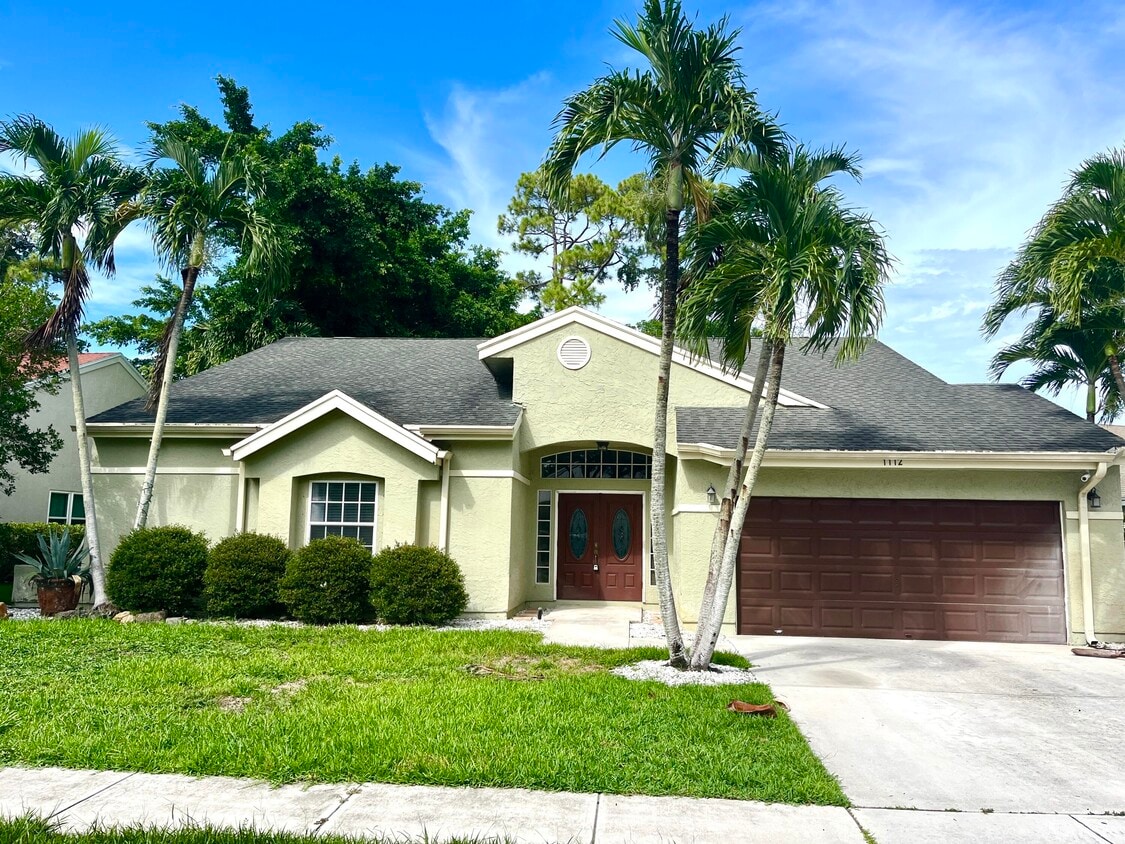 Foto principal - 1112 Wild Cherry Ln