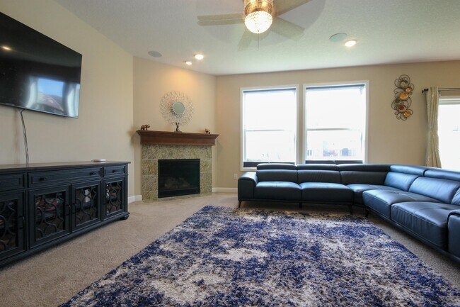Building Photo - 15741 Everglade Ave