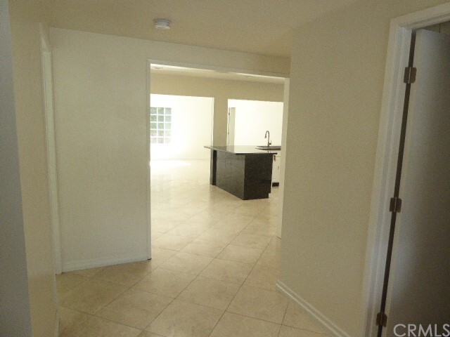 Building Photo - 24862 La Plata Dr