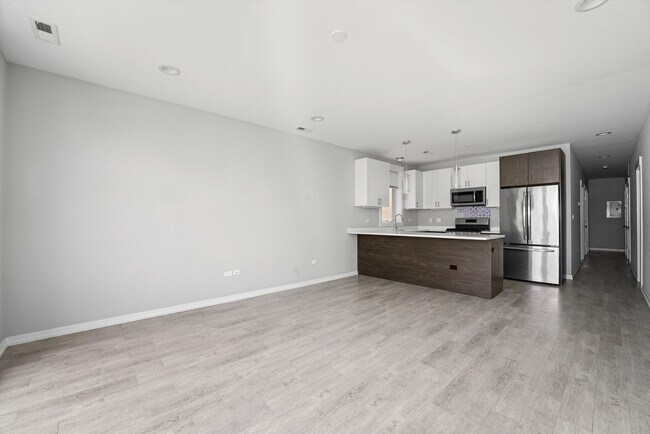 Foto del edificio - 2529 W Congress Pky