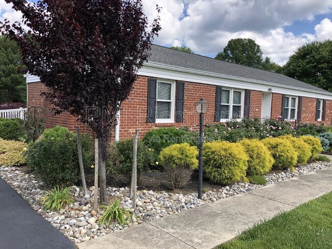 Building Photo - 11407 Creery Rd