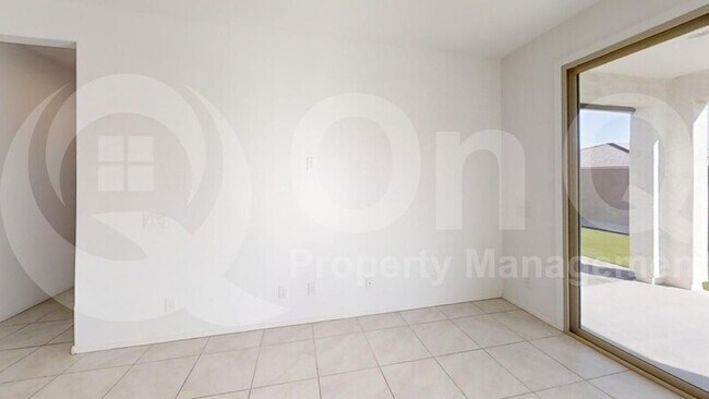 Building Photo - 24219 W Gibson Ln