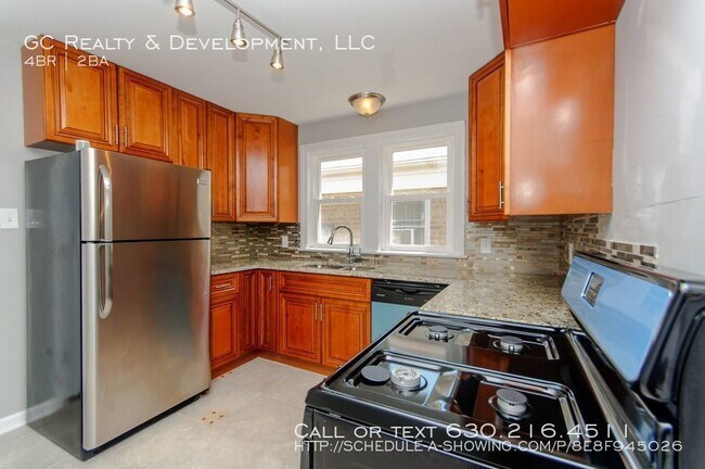 Building Photo - 548 E 103rd Pl