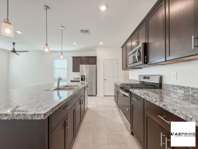 Foto del edificio - Embrace Unparalleled Elegance In Maricopa ...