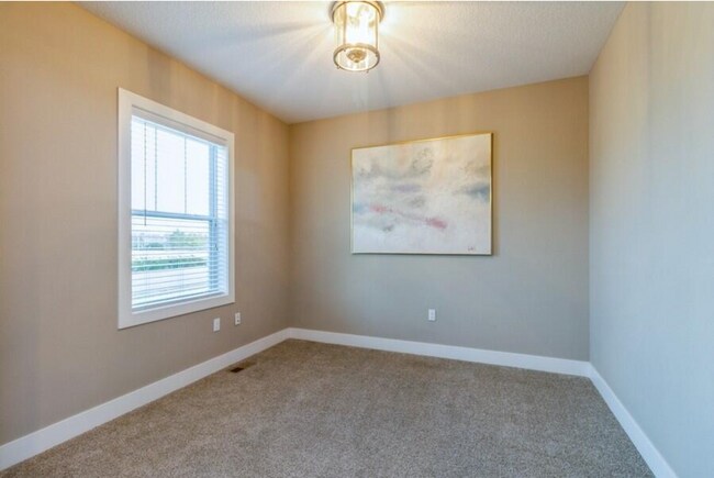 Foto del edificio - 112 Wilder Pl