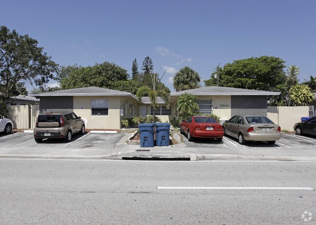 Foto del edificio - 5841 NE 18th Ave