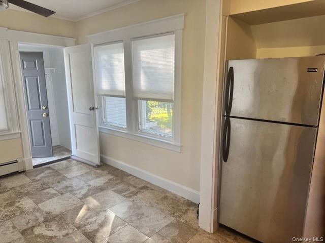 Foto del edificio - 450 Nicolls Rd