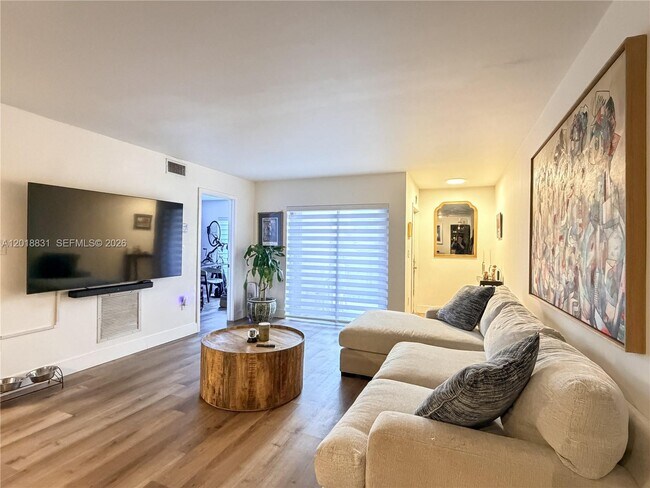 Foto del edificio - 6517 SW 116th Pl