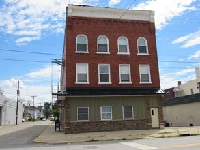 Building Photo - 1100 Philadelphia St