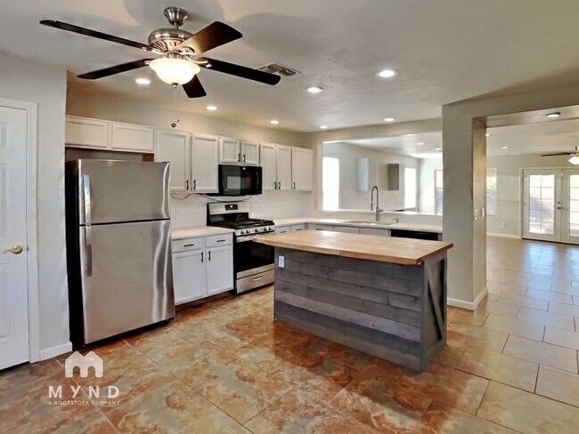 Foto del edificio - 10668 S Silverbluff Dr