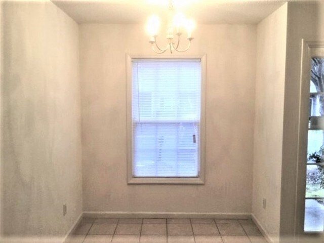 Foto del edificio - 5825 Regent Village Dr