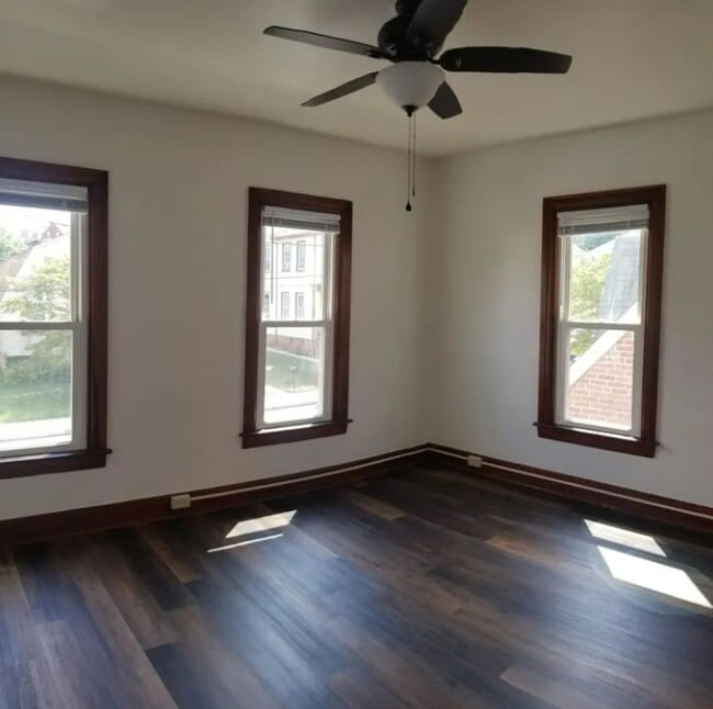 Building Photo - Coming Soon - Charming 3 Bedroom, 1.5 Bath...