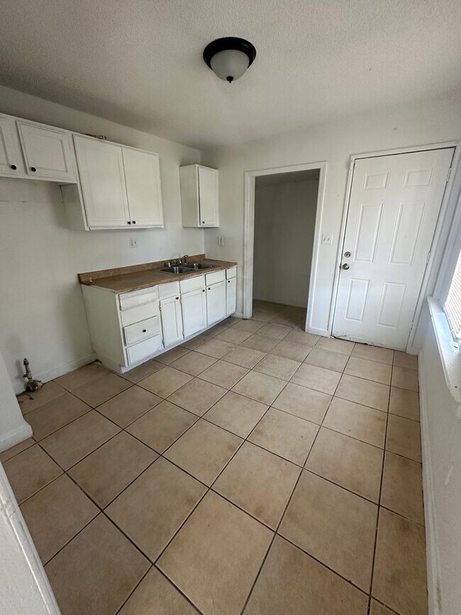 Foto del edificio - Perfect home right in Midtown