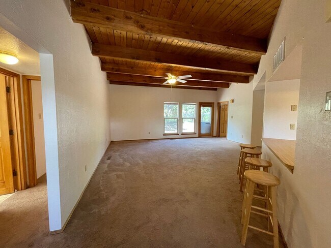 Foto del edificio - 274 Garver Ln