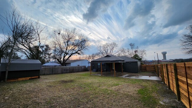 Foto del edificio - 1503 S 15th St