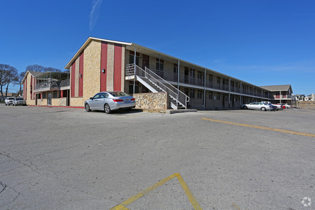 Building Photo - Kensington Apartments