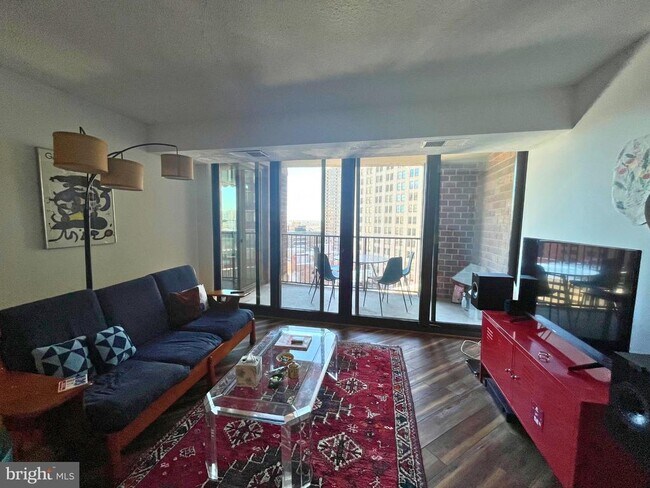 Foto del edificio - 1420 Locust St