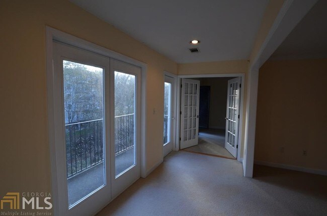 Foto del edificio - 3203 Lenox Rd NE