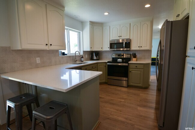 Foto del edificio - 860 S 800 E St