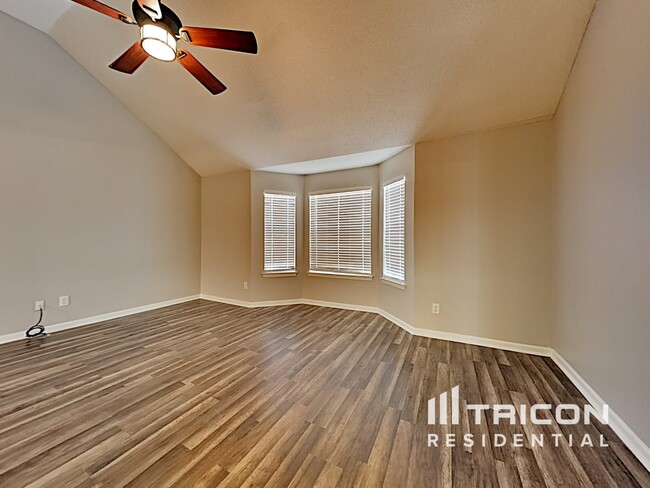 Foto del edificio - 3305 N Winds Trail
