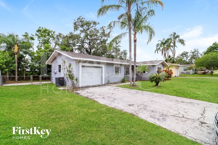 Primary Photo - 3342 Honeysuckle Rd