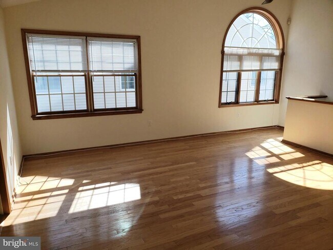 Building Photo - 141 Chalkboard Ct