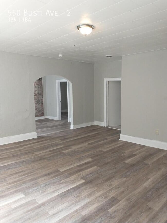 Building Photo - 550 Busti Ave