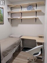 Building Photo - 225 Sackville St