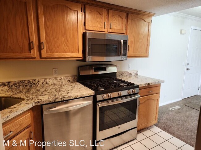 Foto del edificio - 2 br, 1 bath House - 873 E Maple View Dr #...