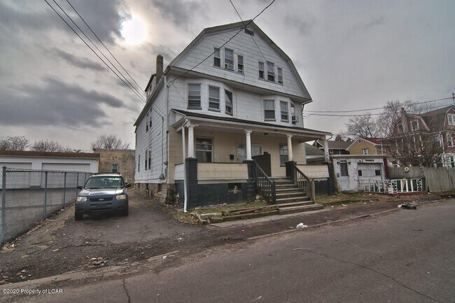 Foto del edificio - 15-17 Wall St