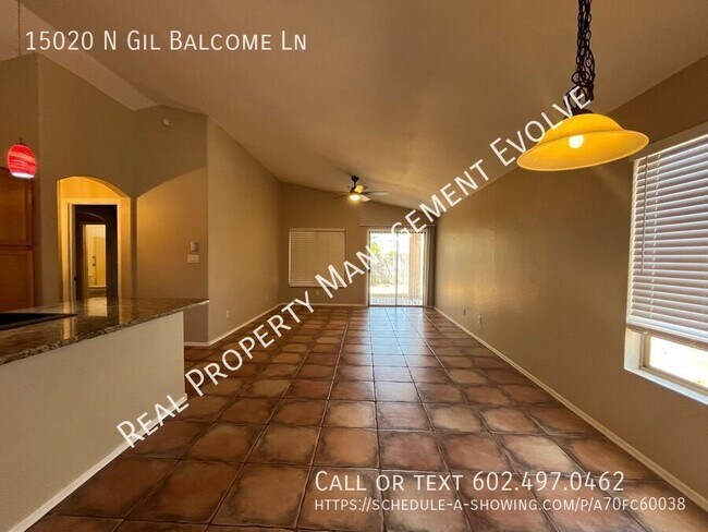 Foto del edificio - 15020 N Gil Balcome Ct