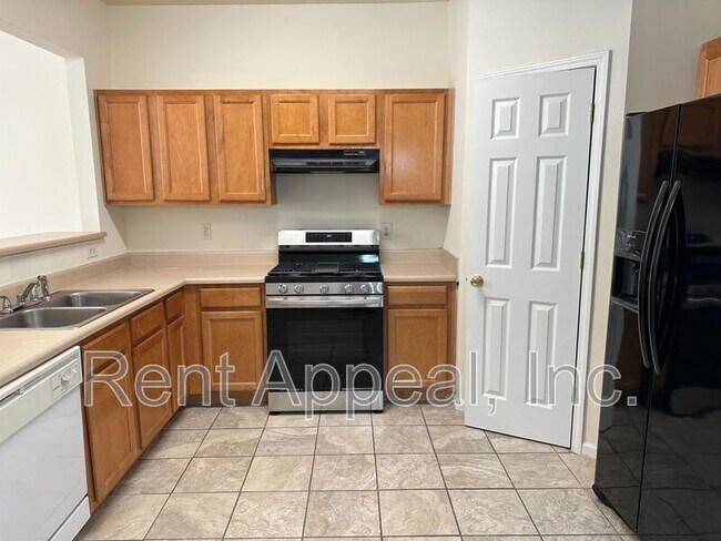 Foto del edificio - 3816 Dandridge Way NW