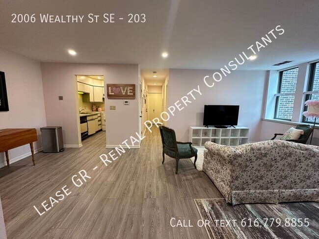 Building Photo - Historic Schoolhouse One Bedroom Condo in ...