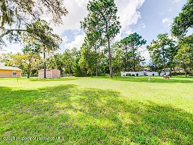 Foto del edificio - 13460 Little Farms Dr