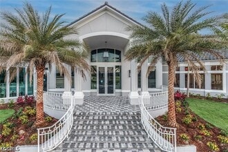 Building Photo - 11012 Mill Creek Way