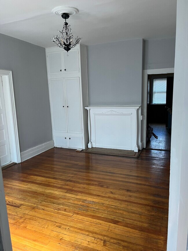 Building Photo - 130 S Fulton Ave