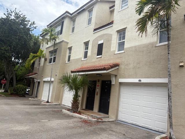 Foto del edificio - 5980 W Sample Rd