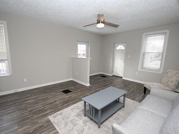 1st Floor - Living Space - 4029 Superior Avenue