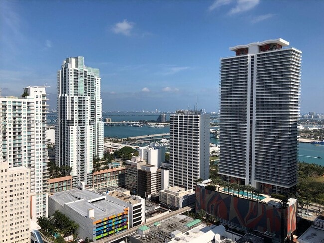 Photo - 151 Southeast 1st Street Apt ## 3304, Miami, FL 33131 - 1 BR 1 BA condo
