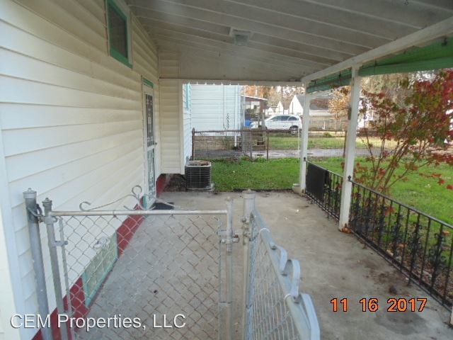 Foto del edificio - 4 br, 1.5 bath House - 135 Burlington Avenue