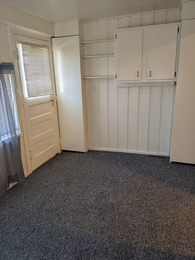 Sunroom - 77 E Liberty St