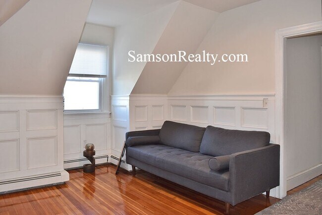Foto del edificio - 351 Thayer St