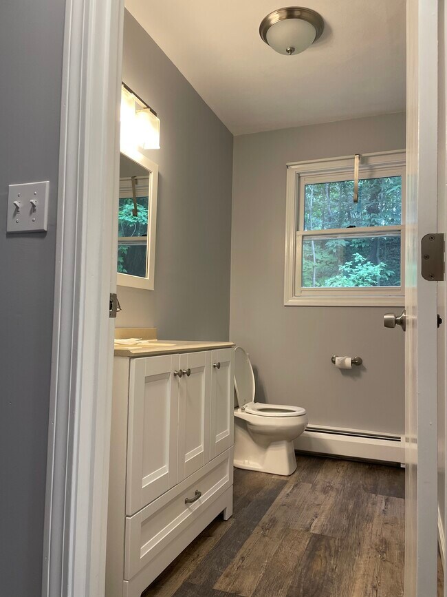 Half bath - 3 Ora Murphy Ct